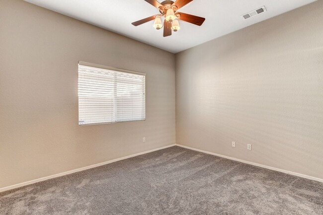 Building Photo - 1 Story in Summerlin - Fresh Carpet, Paint, and Luxury Plank!