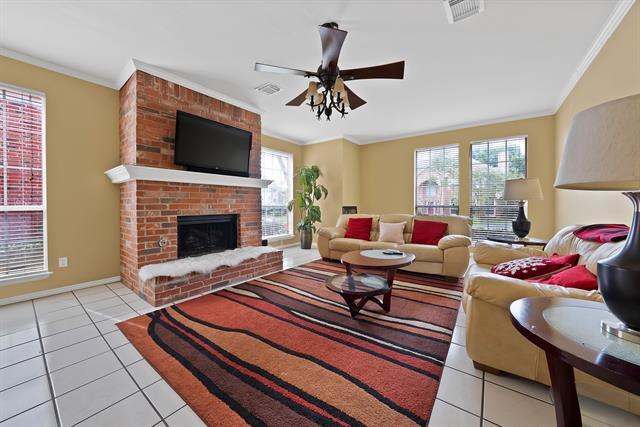 Building Photo - 2116 Houlton Ln