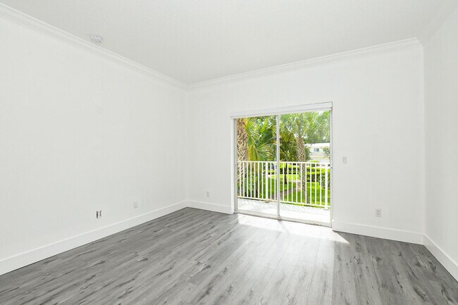 Building Photo - 3929 Sabal Way