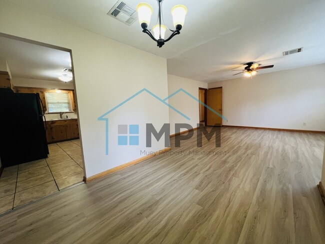 Building Photo - 406 Beasley St