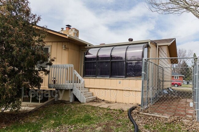 Building Photo - 601 W Interstate Ave
