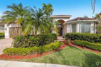 Building Photo - 2560 Jardin Manor