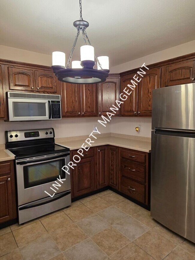 Building Photo - 21 Sheila Gail Ln