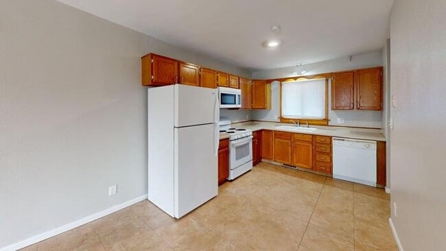 Building Photo - 502 N 26th St