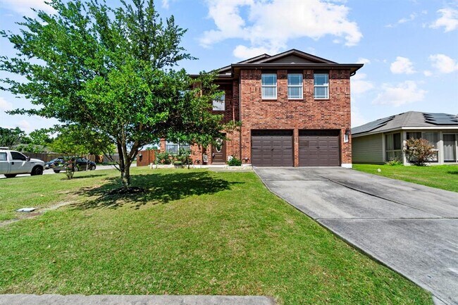 Primary Photo - 303 Quail Hollow Dr