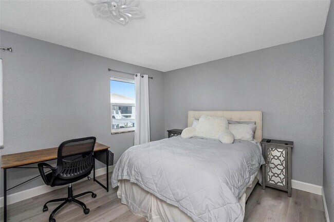 Building Photo - 2630 St Joseph Dr W