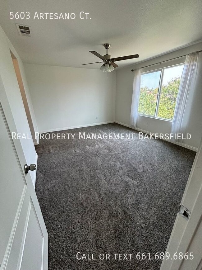 Building Photo - 5603 Artesano Ct