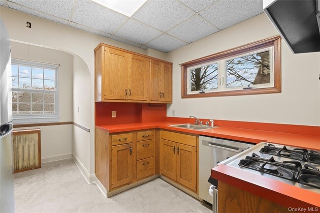 Building Photo - 1 Rutgers Pl