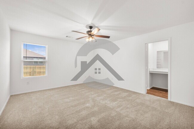 Building Photo - 11 E Reliance Ct