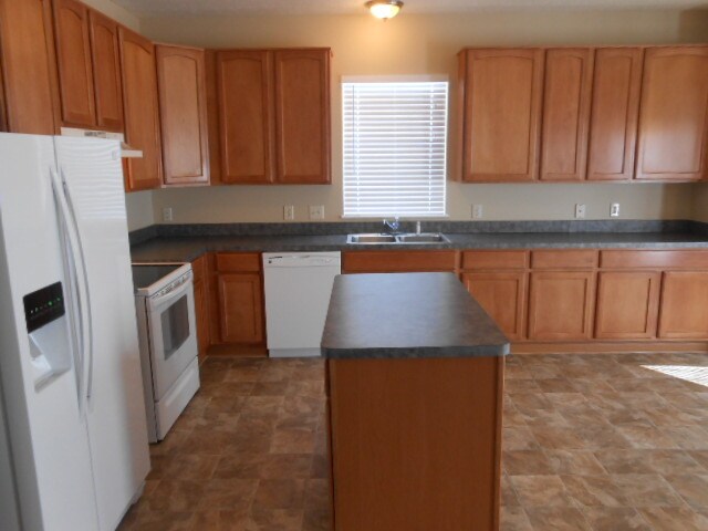 Building Photo - 361 Wrens Cross Lane