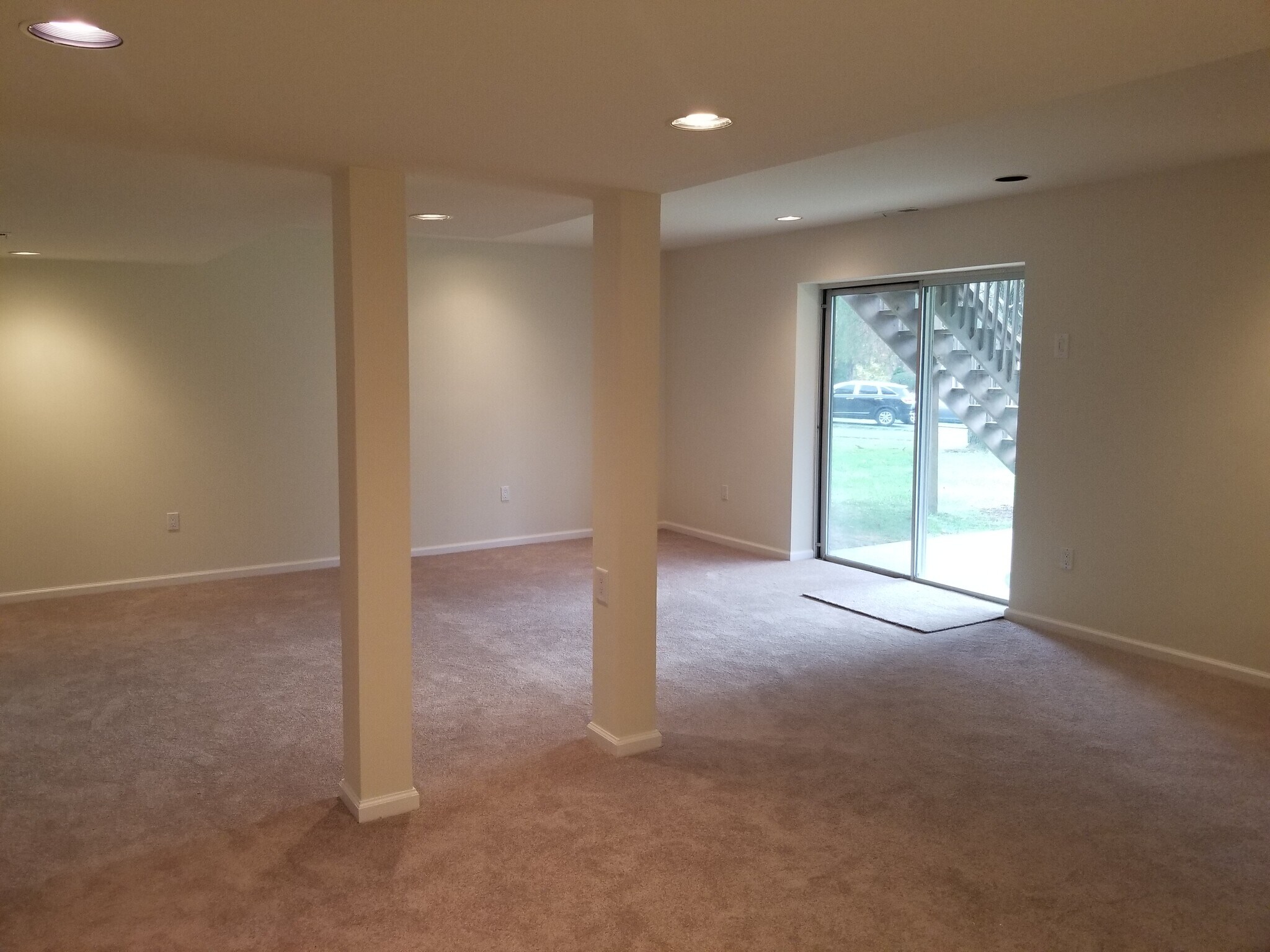 Building Photo - 1722 McNelis Dr