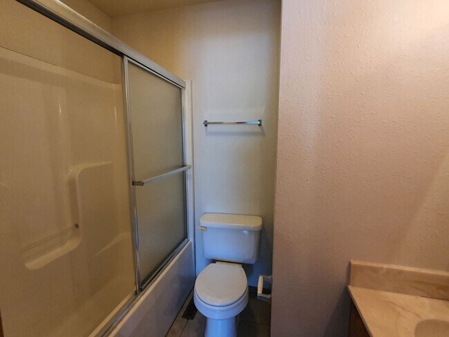 Building Photo - 20304 Skyview Dr