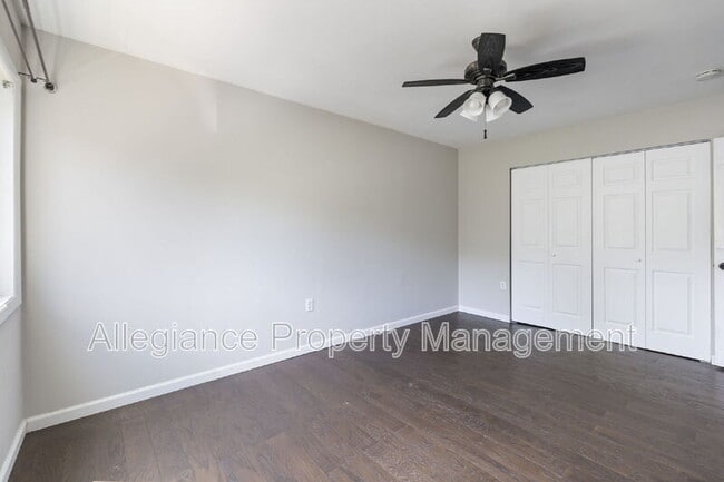 Building Photo - 3312 S 28th St