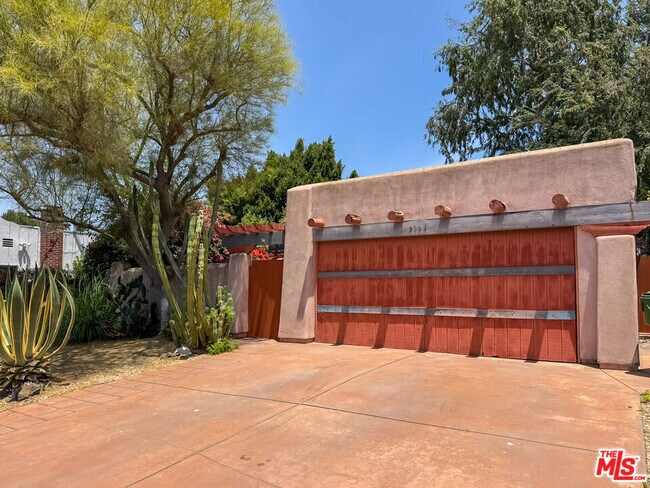 Building Photo - 3124 Veteran Ave