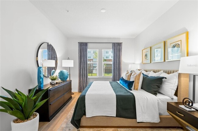 Building Photo - 1101 S Tamiami Trl