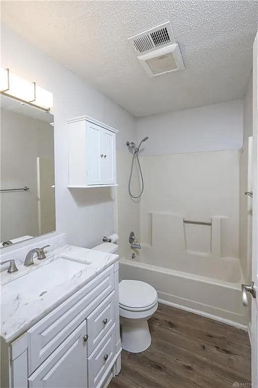 Building Photo - 1227 Date St