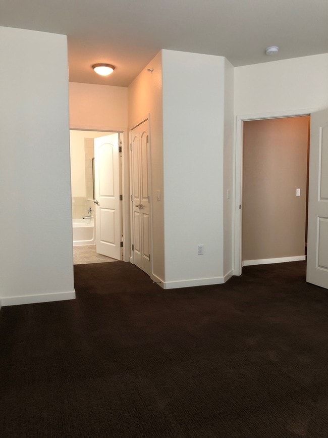 Building Photo - 13456 Via Varra
