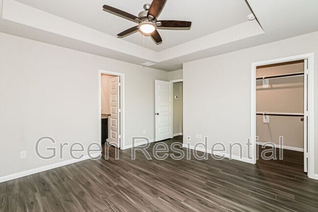 Building Photo - 5127 Shelby Katherine Dr