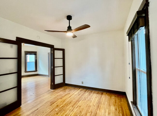 Building Photo - 2049 E Washington Ave