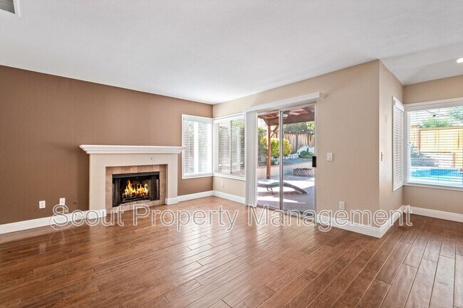 Building Photo - 24576 Jacarte Dr