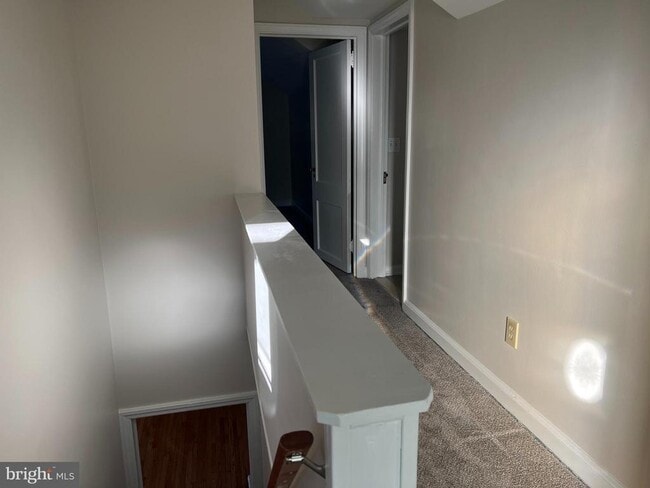 Building Photo - 11 Plainsboro Rd