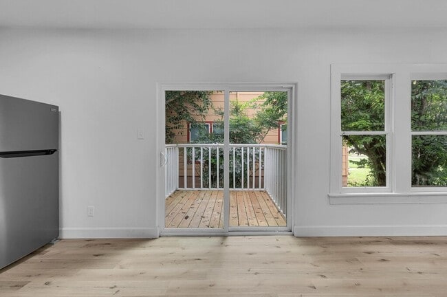 Building Photo - Newly Renovated 3 Bed, 3 Bath Home in Waco