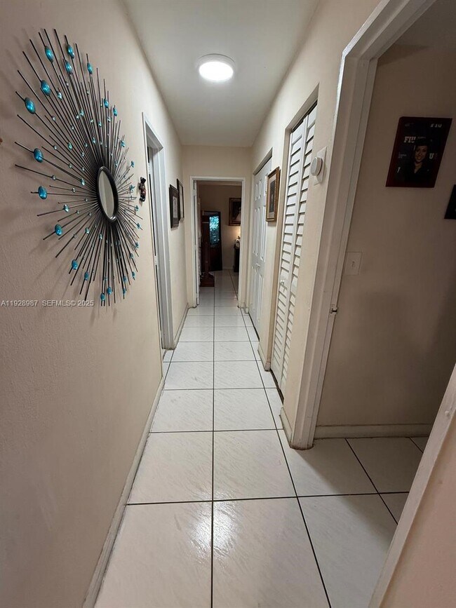 Building Photo - 4210 NW 79th Ave