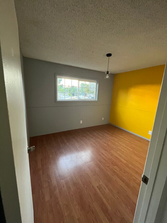 Building Photo - 22240 Wyandotte St