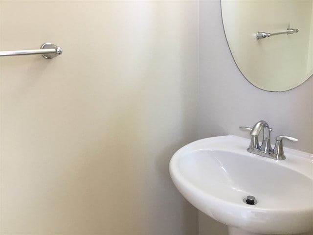 Building Photo - 317 Evergreen Cir