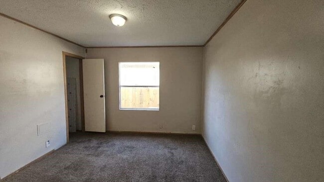 Building Photo - 11919 Kingslake Forest Dr