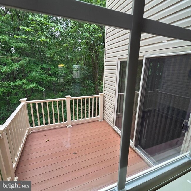 Building Photo - 7825 Rappaport Dr