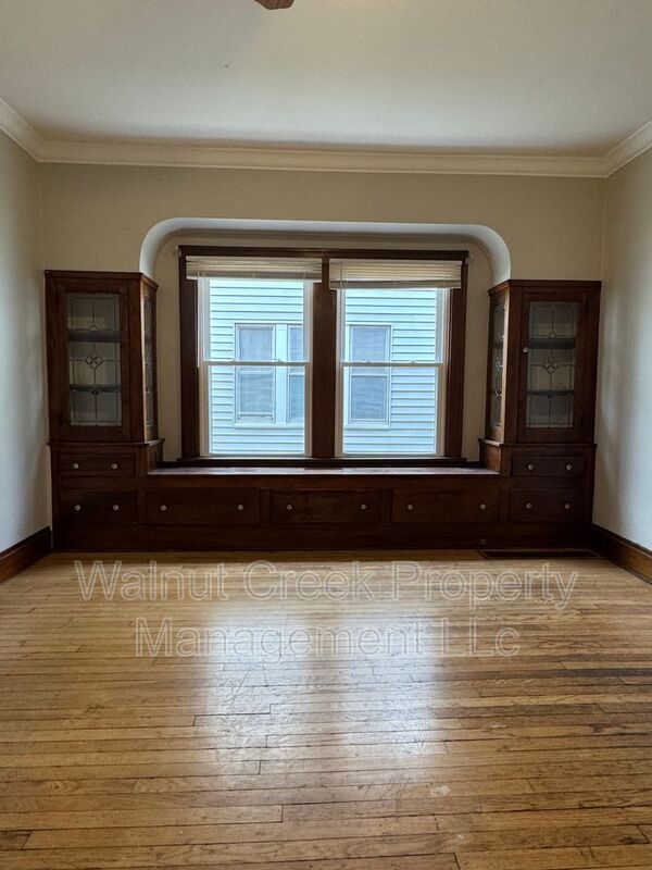 Building Photo - 17812 E Park Dr