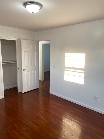 Building Photo - 94 Emporia Ave