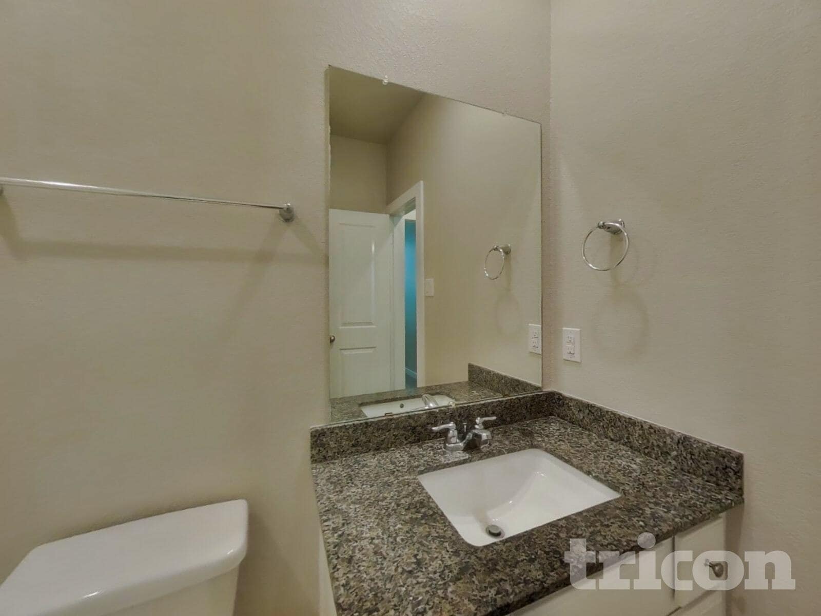 Building Photo - 5163 Klein Orchard Dr