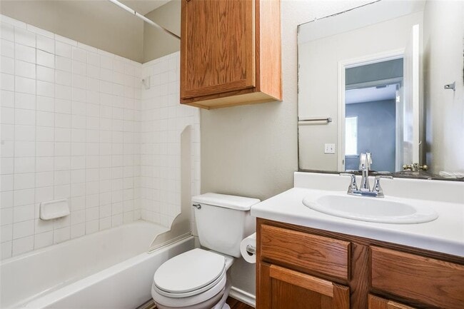 Building Photo - 5813 Wideleaf Dr