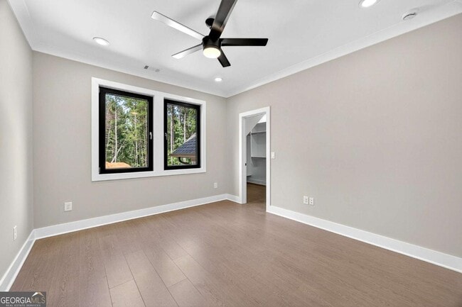 Building Photo - 83 Deer Cyn Dr