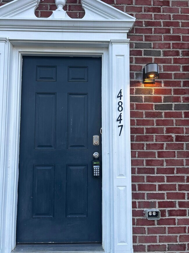 Building Photo - 4847 Limestone Ct