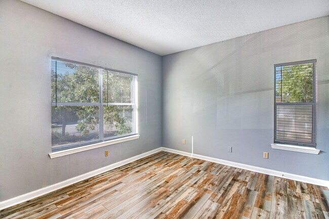 Building Photo - 200 Sandestin Ln