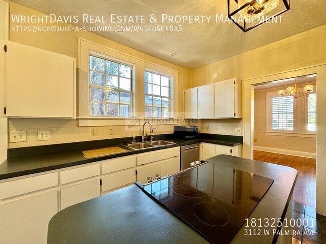 Building Photo - 3112 W Palmira Ave