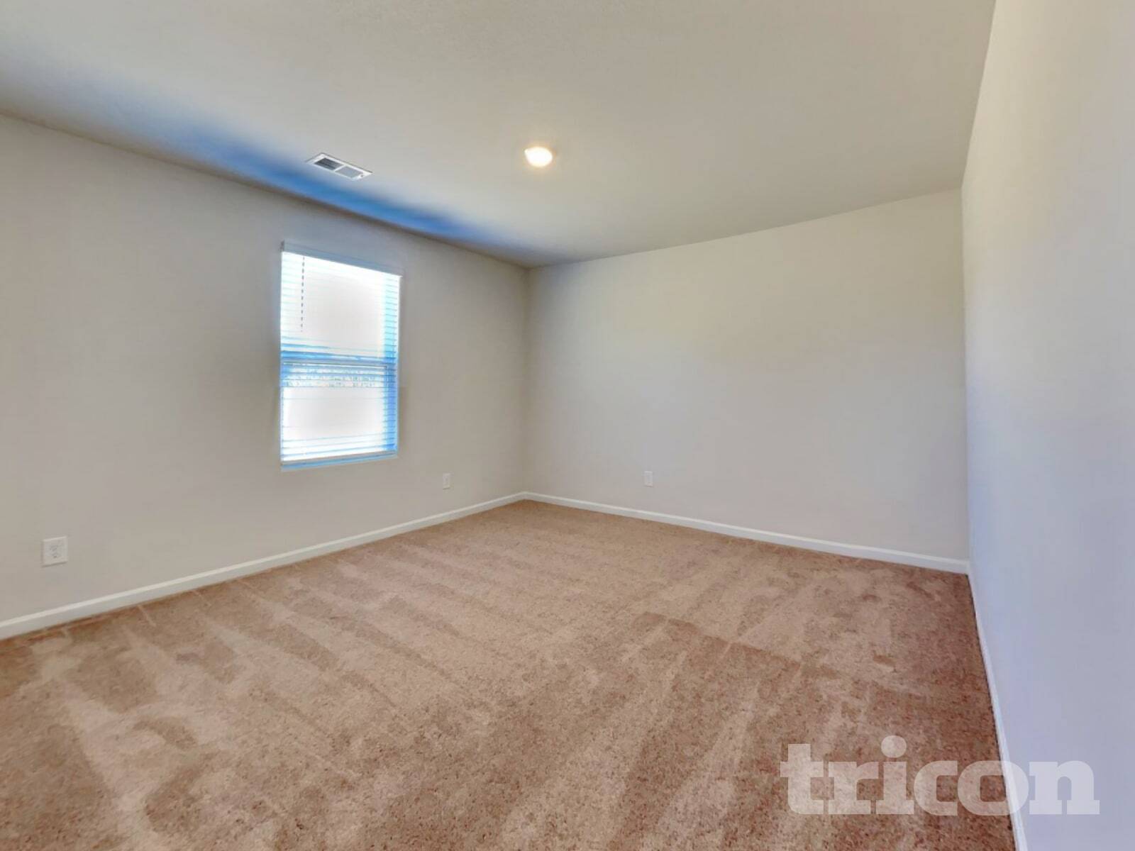 Building Photo - 205 Coleshill Rd