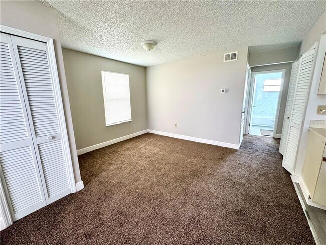 Building Photo - 3243 W Fox Squirrel Dr