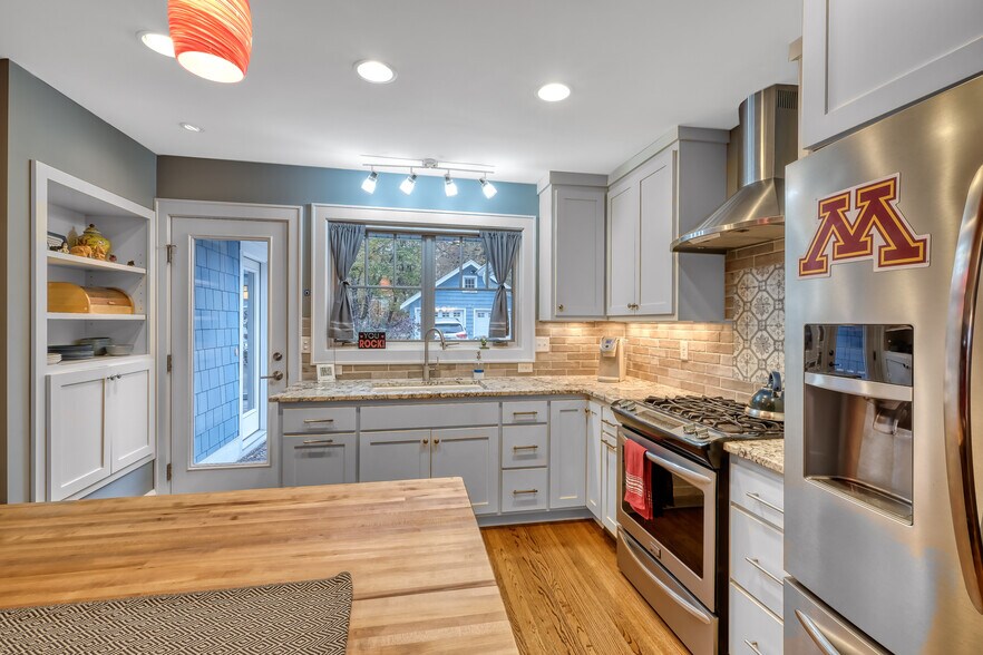 Building Photo - 5050 Manitou Rd