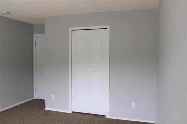 Building Photo - 16205 Glorious Ln