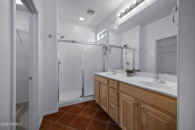 Building Photo - 42406 W Falling Star Dr