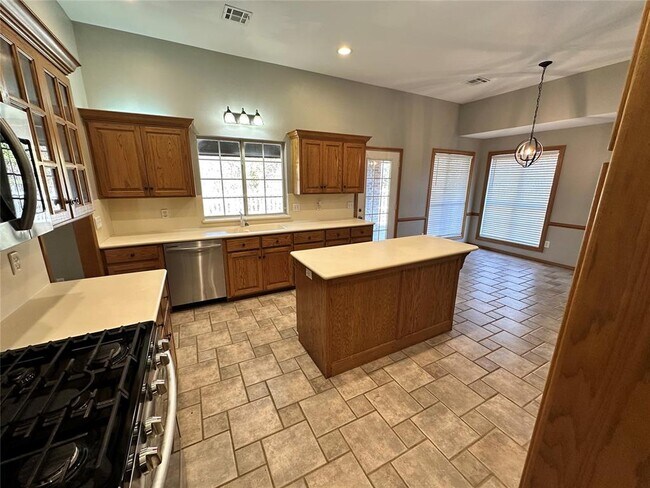 Building Photo - 1819 Duckhawk Ct