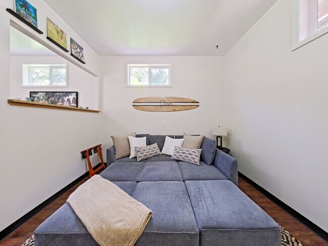 Building Photo - 33702 Calle Conejo