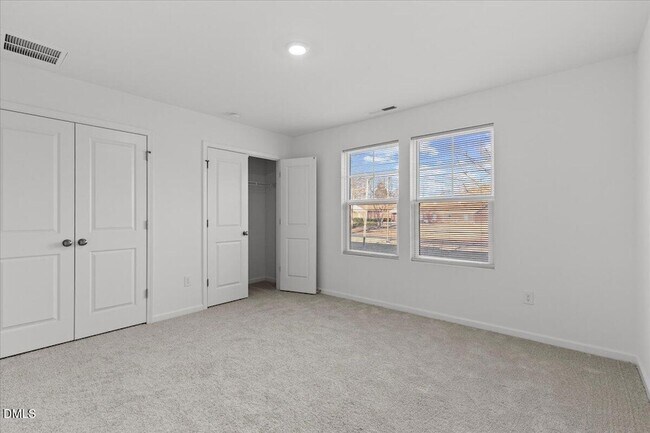 Building Photo - 1504 Crescent Townes Wy