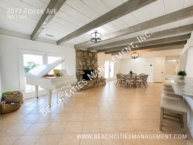 Building Photo - 2077 Fidler Ave