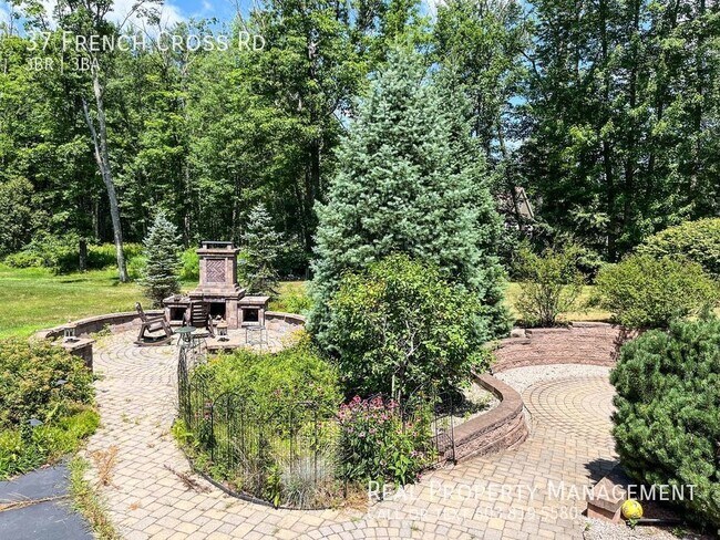 Building Photo - 3-Bedroom Home with Finished Basement and ...