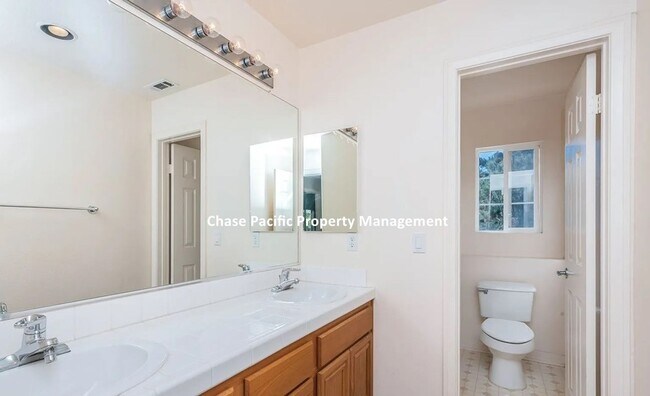Building Photo - 4508 Vereda Mar De Ponderosa